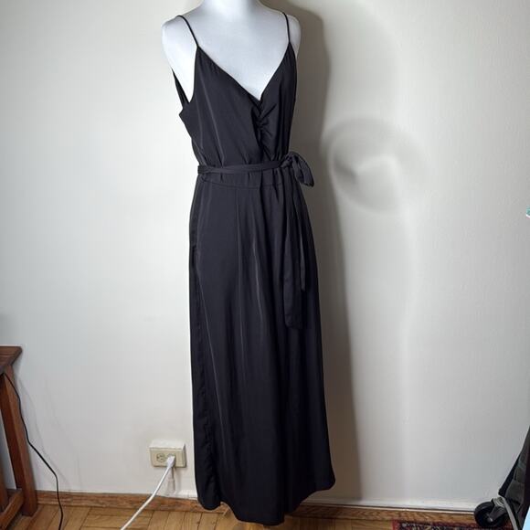 H&M Black Wide Leg Belted Jumpsuit - Picture 3 of 7
